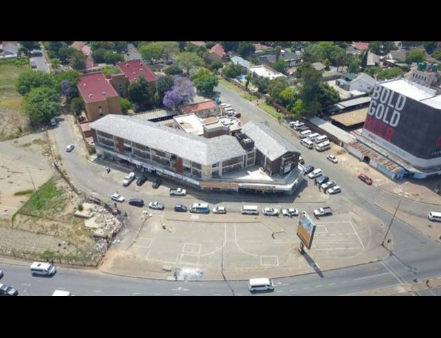 BUSINESS FOR SALE IN RANDBURG CENTRAL